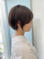 ビュー フクオカ(VIEW FUKUOKA)&nbsp;美髪にオトナかわいいホワイトグレージュネビージュショートボブ