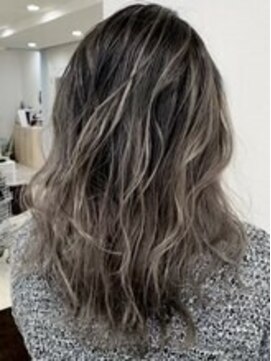 ワンクリエーション(ONEcreation) こなれヘア/テラコッタ/ミニウルフ/くすみブルー[愛甲石田]