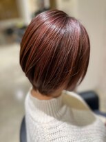 ヘアサロン フラット(hair salon flat) ロングからのショートへバッサリカットオレンジピンクカラー