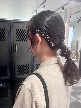 スイ(Suy') タイトヘアアレンジ
