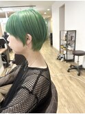 ペールグリーン