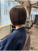 前下がりボブ