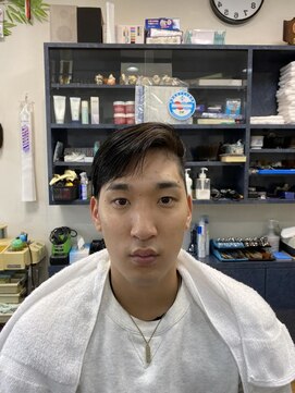 理容ナガオ アシンメトリー