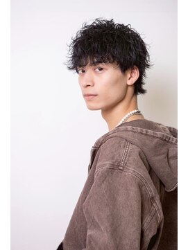 ルフュージュ バイ プロデュース 相模大野店(Refuge by Produce) メンズパーマ