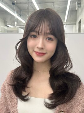 エヌアイ オモテサンドウ(ni omotesando) 春のガーリーフォワードヘア ブラウンベージュ