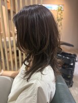 ウル(Ulu')&nbsp;セミロングハイレイヤースタイル