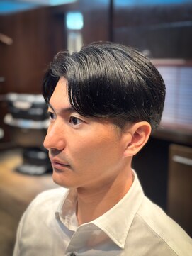 ザバーバー 渋谷(THE BARBER) センターパート