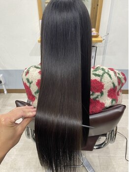 メリア(MELIA)の写真/【南浦和駅徒歩30秒】髪を“再構築する”時代へ。通うほど、芯から潤う美髪に。