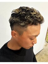 ジェットブラックキューサンロク(JET BLACK 936)&nbsp;極道パーマ　宮城リョータ風パーマ