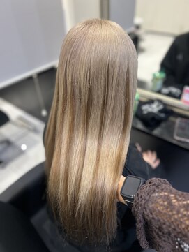 ヘアーデザイン ジェルム(Hair Design germe) 柔らかブラウンローライト / YUDU