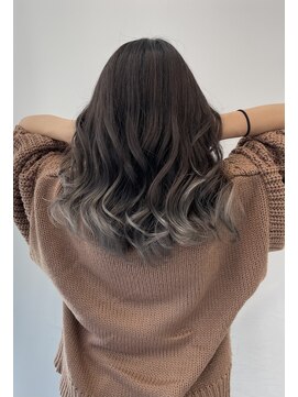 アライブ キチジョウジ(ALIVE Kichijoji) 隠せるグレーグラデーションカラー