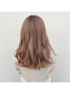 美容室 アイディー i-dee ハイトーンベージュ