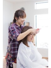 経験豊富なスタイリストがあなたのお気に入りスタイルを見つけます！