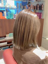 エム インターナショナル 春日部本店(EMU international)&nbsp;ミルクティーカラー