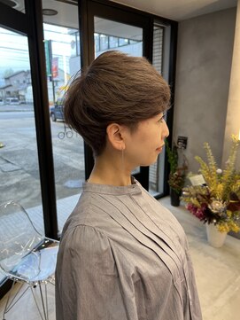 シエル(ciel) 動きのあるハンサムショート