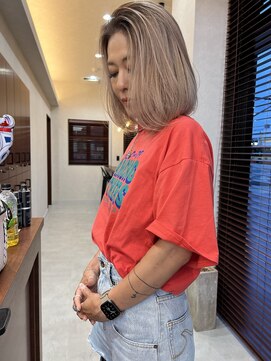 エイチ(H) ハイトーンボブ