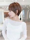 30代40代大人かわいい/斜めバング/グレージュカラー/小顔/くびれ