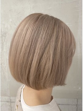 リム 南浦和(Lim) ハイライト/インナーカラー/白髪ぼかし/縮毛矯正/ショート