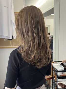 シベルバレー 横浜(sibell) ＊ロング/アッシュ/レイヤー/お洒落