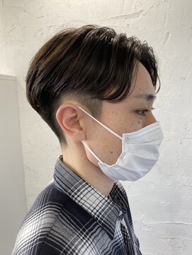 キングオブヘアバイノイズアンドフィフス 京都駅前店(KING of hair by NOISM&fifth) ニュアンスパーマセンターパートコンマヘアツーブロック