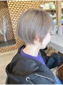宇都宮美容室　ショート　ショートボブ　ハイトーン　ブリーチ