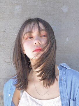 オットー(otto) ホワイトブラウンセミロング