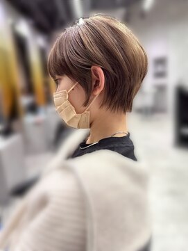 カリーナコークス 原宿 渋谷(Carina COKETH) 髪質改善カラー/インナーカラー/ダブルカラー/レイヤーカット