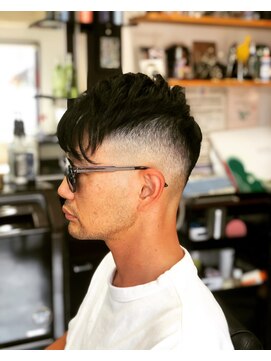 バーバーショップ エイチツー(BARBERSHOP H2) フェード