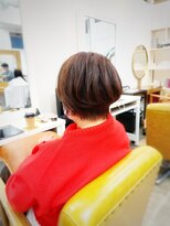 ニューラインギンザ(New-Line 銀座)&nbsp;癖毛を活かした丸みショート(金子涼)