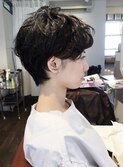 黒髪ショート×パーマ