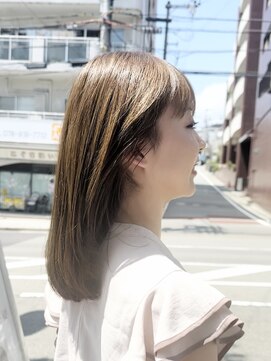 ジールヤマグチ 朝霧駅前店 【寒色】映えるナチュラルブラウン。