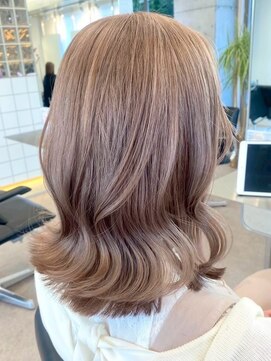 エリマ 横浜西口(elima) 横浜西口白髪染めミディアムボブベージュアッシュブラウンカラー