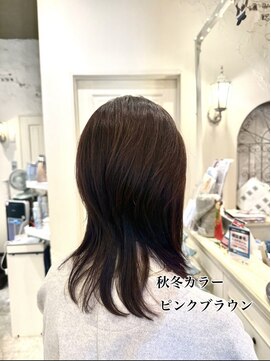 ピンクブラウン