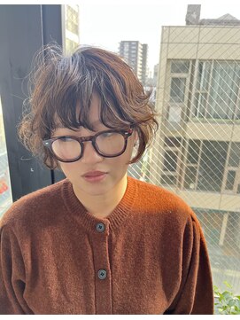 ショート×ボブ×フェイスレイヤーショートくせ毛風無造作パーマ