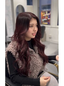 ボルド(Bordo) 深みボルドー×極上レイヤーカットで魅せる大人艶髪