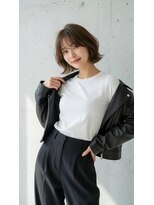 コートフィールエー(CO_T feel.a)&nbsp;大人可愛いふんわりボブ柔らかウェーブ　スタイル