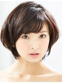 小顔フェミニンショート