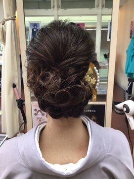 ヘアサロン ユニティ(Hair Salon Unity) 艶やかサイド編み&カールシニヨン