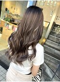 コントラストハイライト/大人女子/艶髪ロング