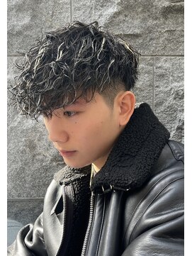 エルマーク 梅田(L-MARK) スペインカールツイストスパイラルハイライトメンズ