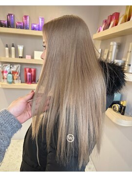 天神美容室 [天神/ブリーチ/ダブルカラー/髪質改善/ミルクティー/学割U24]