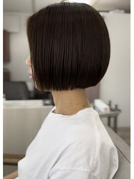 アトリエM あごラインミニボブ