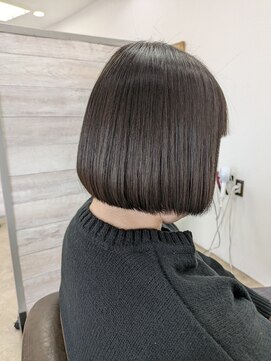 ラヴィリス バイ レム(Raviliss by rem) 艶ボブ