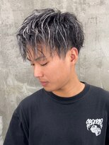 メンズサロン キング 梅田店(Men’s salon K!ng)&nbsp;波巻きツイストスパイラルパーマ/フェザーパーマ/眉毛/メンズ