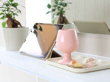 カラン(Calin)の雰囲気（豊富なドリンク＆ipadで雑誌動画が楽しめます☆極上癒やしtime♪）