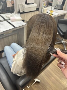 ネクサス 心斎橋(Nexus) イメチェン/ホワイトブロンド/外ハネボブ/美髪/ワイドバング