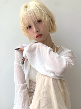 ランテルディ 渋谷(LANTERDIT) ブリーチ ハイトーン 抜きっぱなしブロンド 姫カットレイヤー