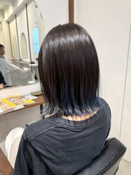 ルイ(ROUIS produced by LUCK 津田沼) ROUIS 津田沼 裾カラー×ブルー