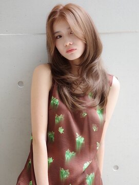 シア(sia) 韓国風くびれレイヤー髪質改善ピンクベージュ小顔美髪20代30代