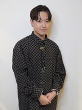 《SOUTA》自身が縮毛矯正で人生が変わったからこそ「お客様に”縮毛矯正”で感動を届けたい」